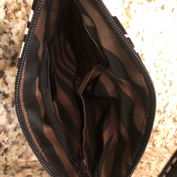 NWT Messenger Bag PRICE DROP 50% - Picture 4 of 4
